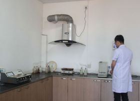 碳硫分析化驗(yàn)室