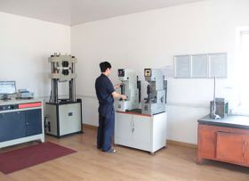 性能檢測(cè)室一角